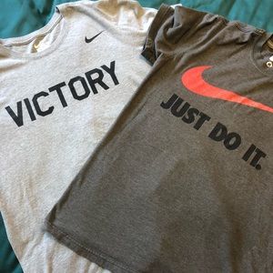2 Nike short sleeve T-shirts. (medium)